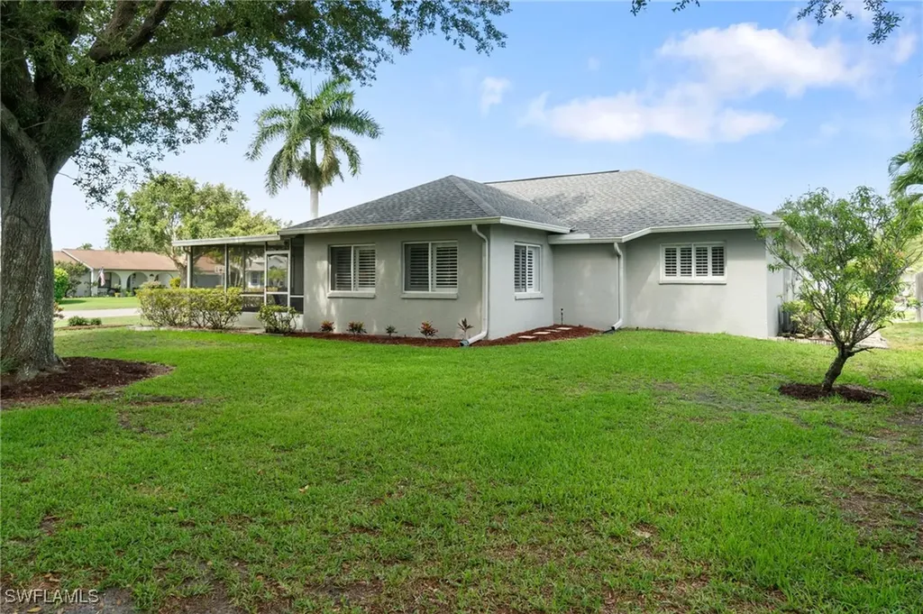 3220 Citron Drive Naples FL 34120
