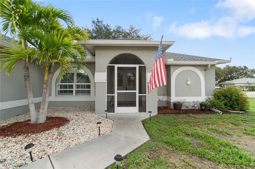 3220 Citron Drive Naples FL 34120