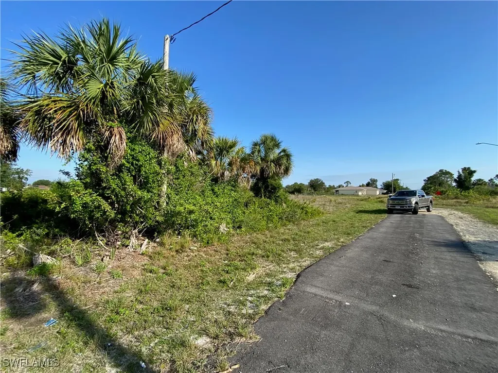 5903 Pat Avenue N Lehigh Acres FL 33971