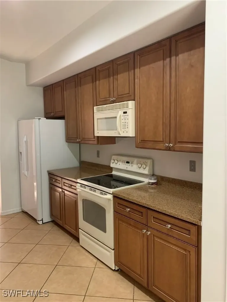 3140 Sea Trawler Bend North Fort Myers FL 33903