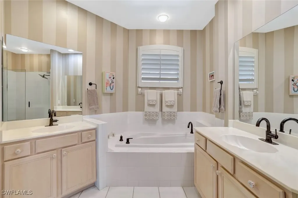 8560 Danbury Boulevard Naples FL 34120