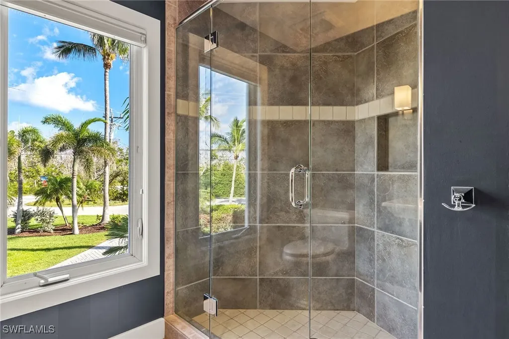 1581 San Carlos Bay Drive Sanibel FL 33957