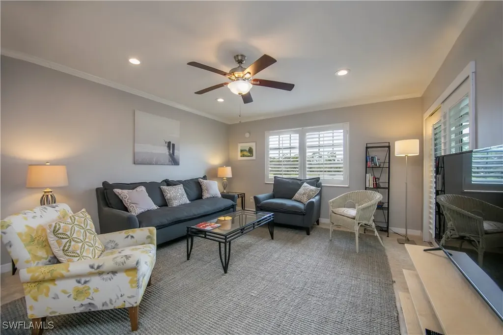 Naples FL, 217 Bobolink Way, Unit 217B