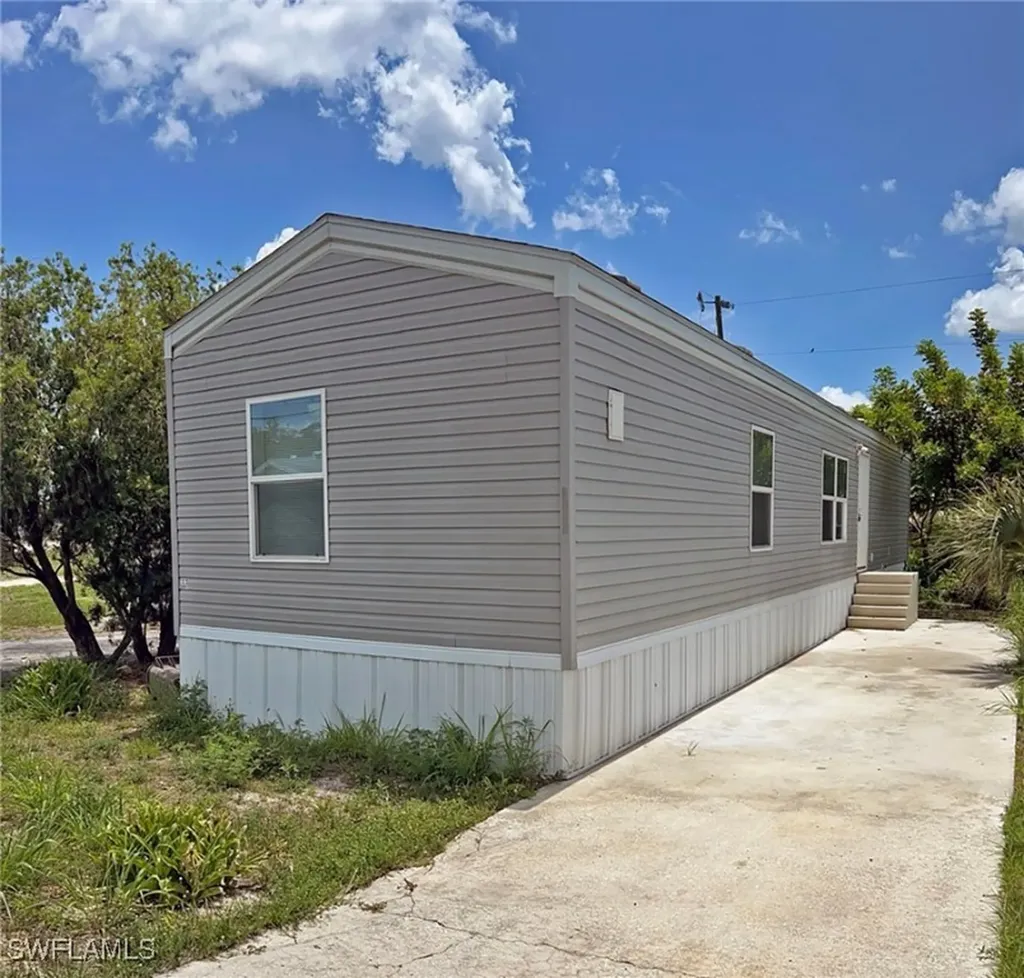 2109 Twin Brooks Road North Fort Myers FL 33917