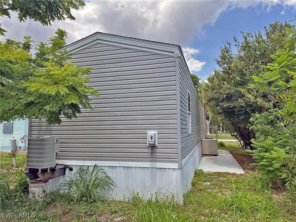 2109 Twin Brooks Road North Fort Myers FL 33917