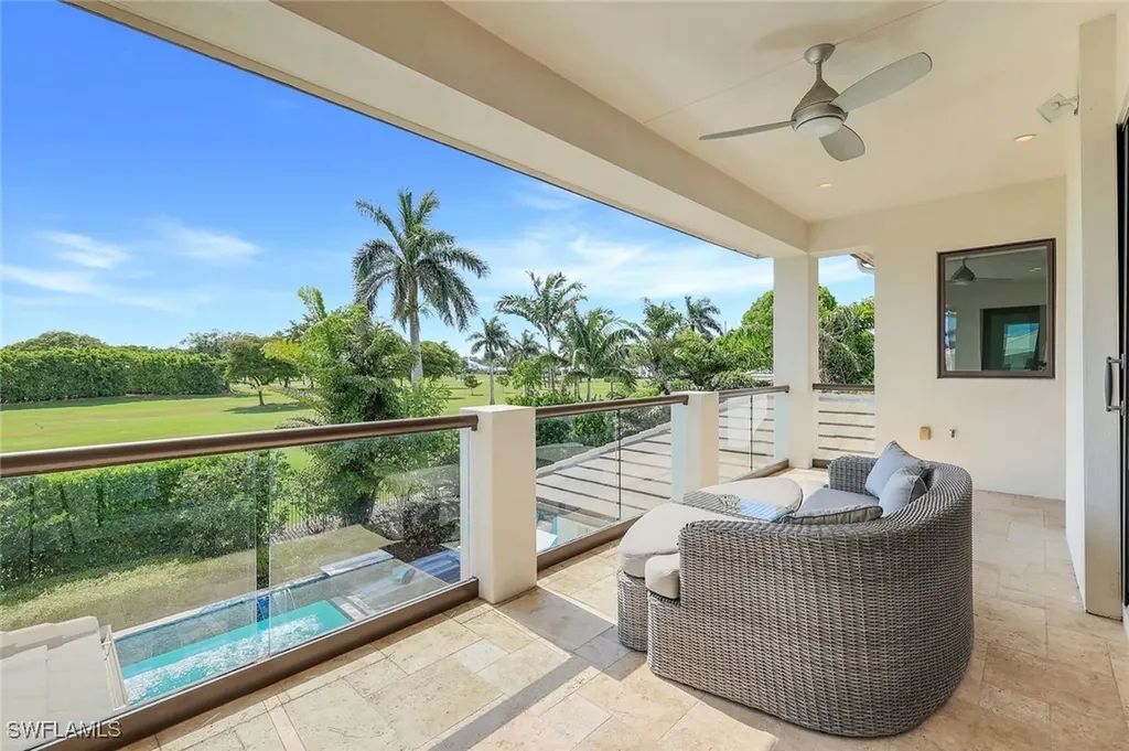 875 Wedge Drive Naples FL 34103