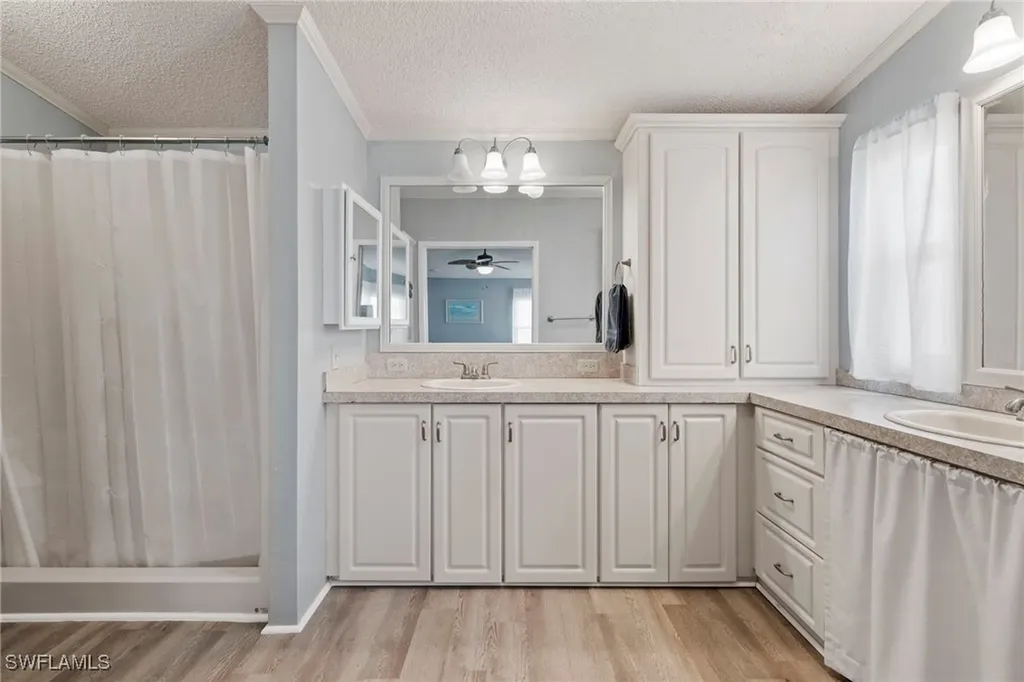 16240 Durham Avenue Fort Myers FL 33908