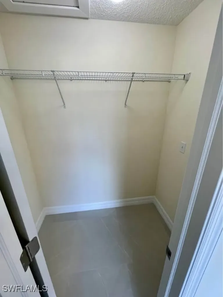 4052 Bayshore Drive Naples FL 34112