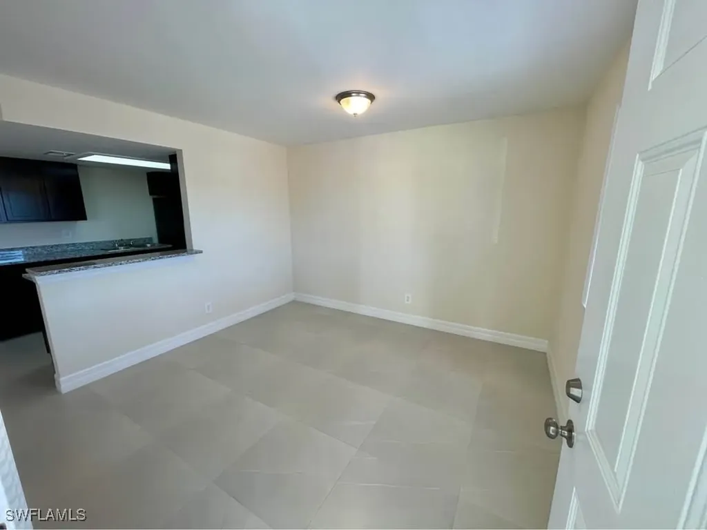 4052 Bayshore Drive Naples FL 34112