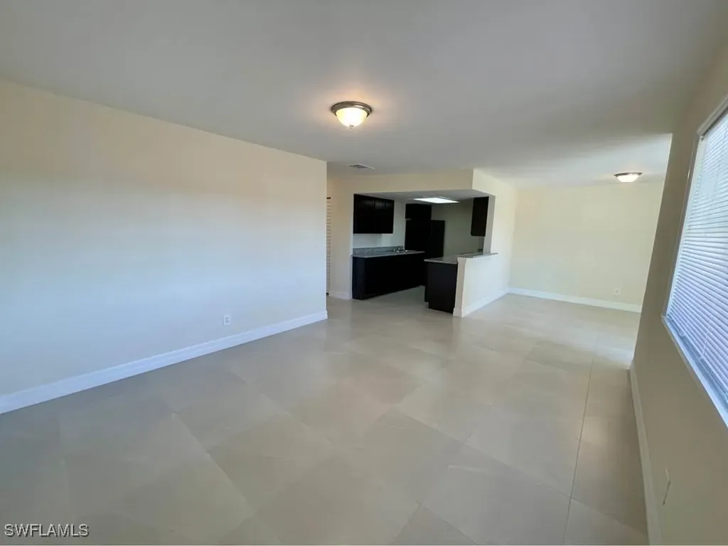 4052 Bayshore Drive Naples FL 34112