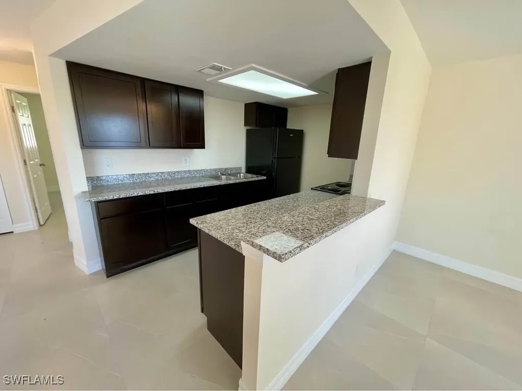 4052 Bayshore Drive Naples FL 34112