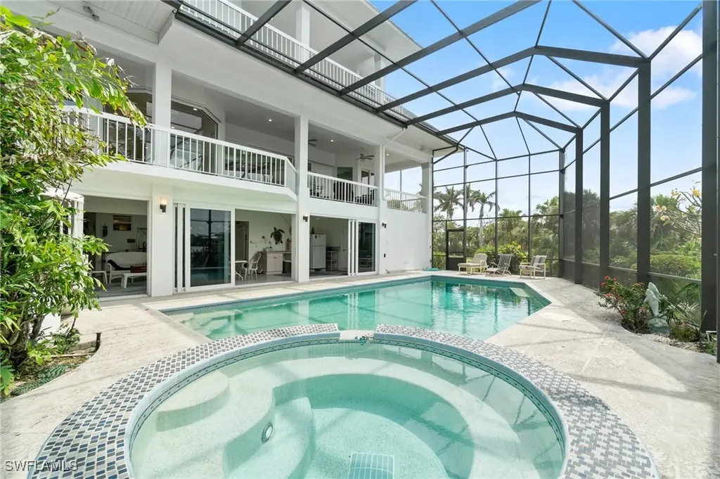 90 Southport Cove Bonita Springs FL 34134