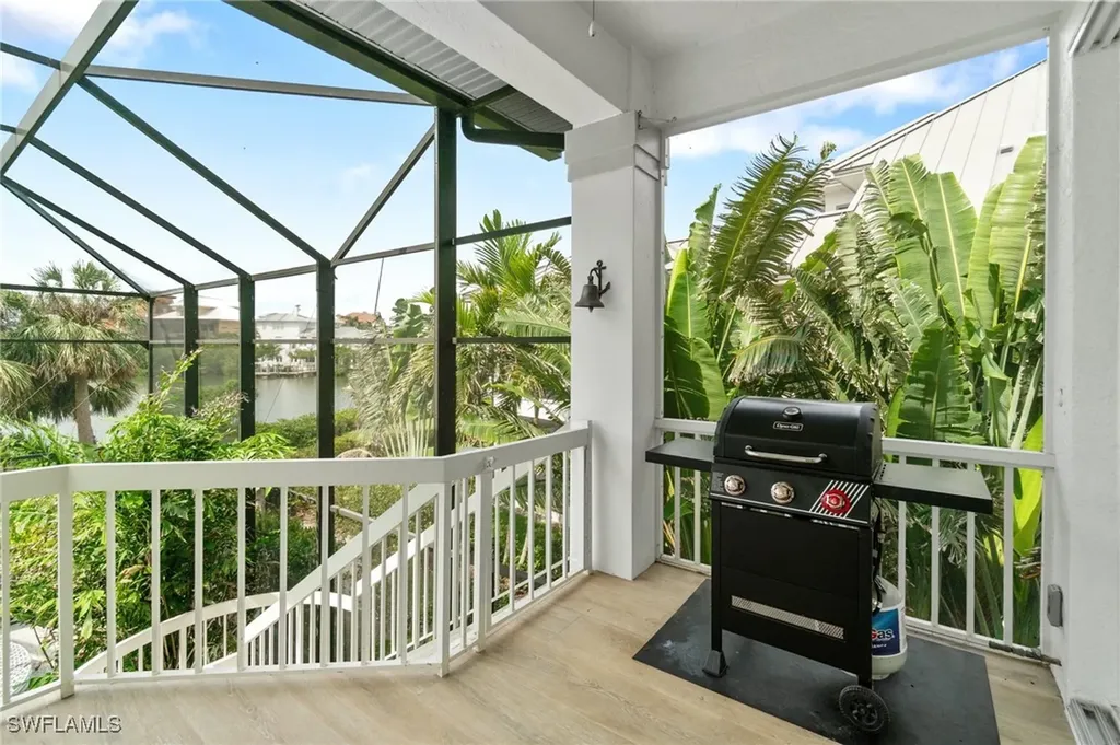 90 Southport Cove Bonita Springs FL 34134