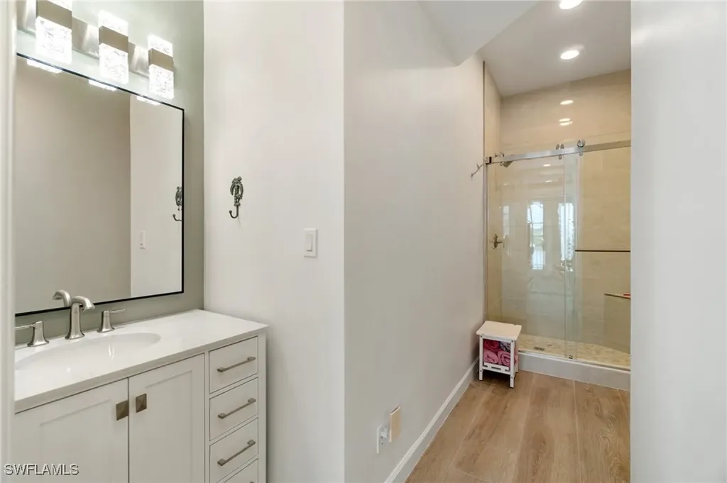 90 Southport Cove Bonita Springs FL 34134