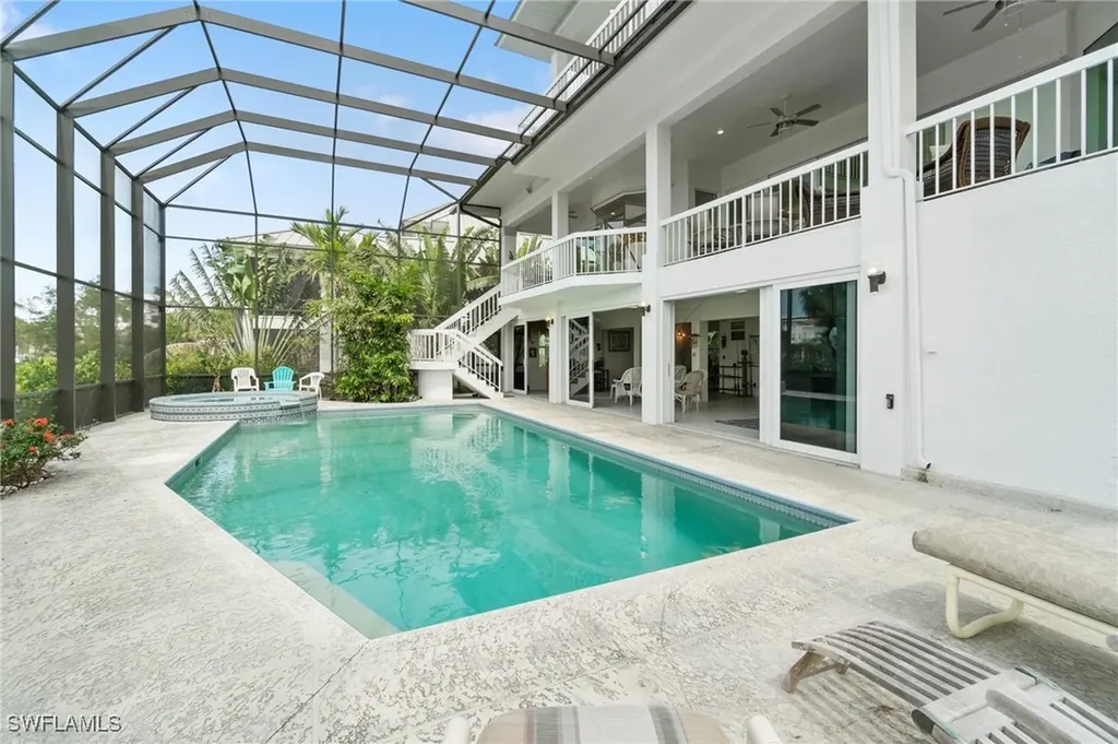 90 Southport Cove Bonita Springs FL 34134