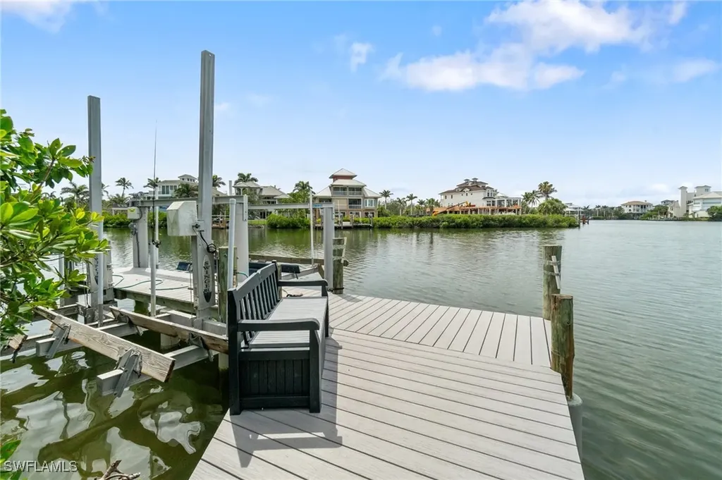 90 Southport Cove Bonita Springs FL 34134