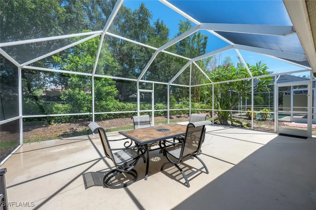 8279 Ibis Cove Circle Naples FL 34119