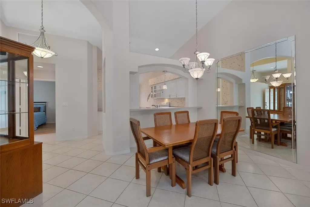 8279 Ibis Cove Circle Naples FL 34119