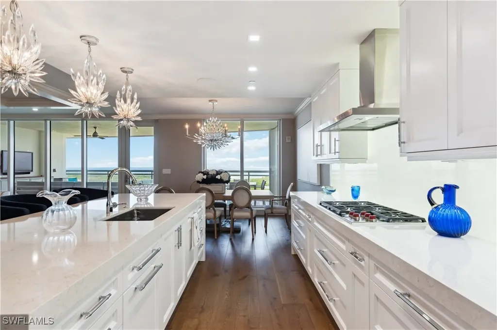 13915 Old Coast Road Naples FL 34110