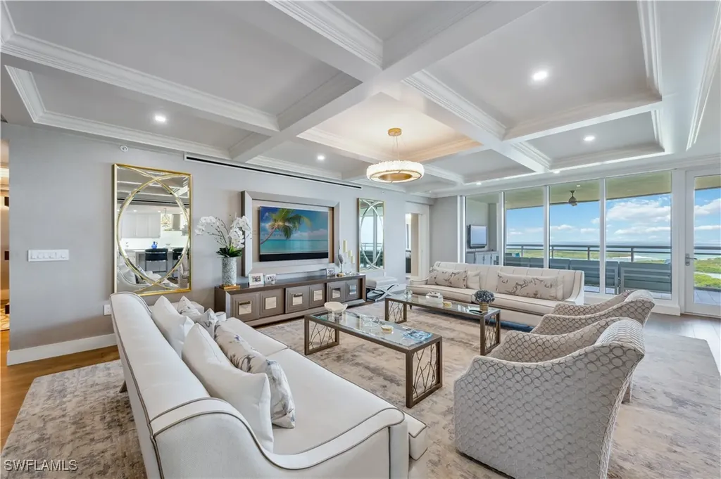 13915 Old Coast Road Naples FL 34110
