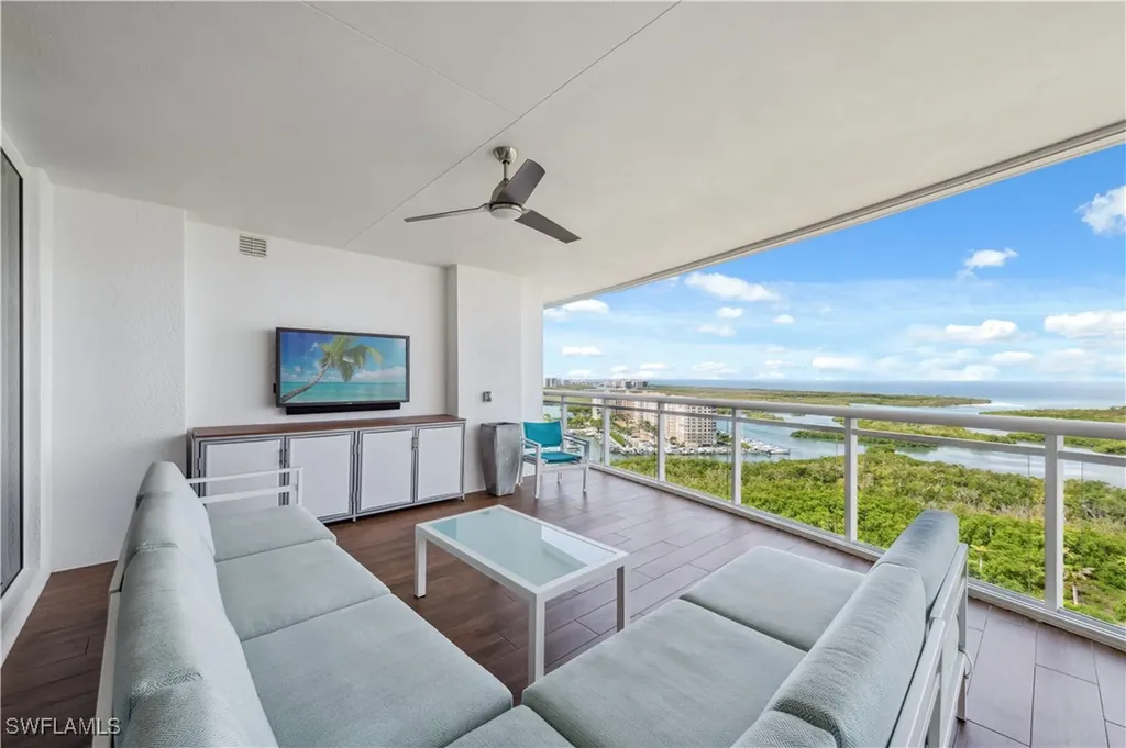 13915 Old Coast Road Naples FL 34110