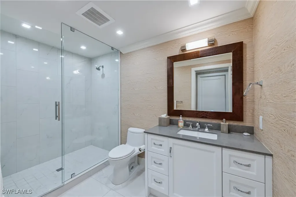 13915 Old Coast Road Naples FL 34110