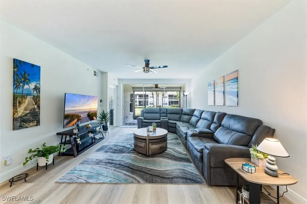 6914 Satinleaf Road N Naples FL 34109