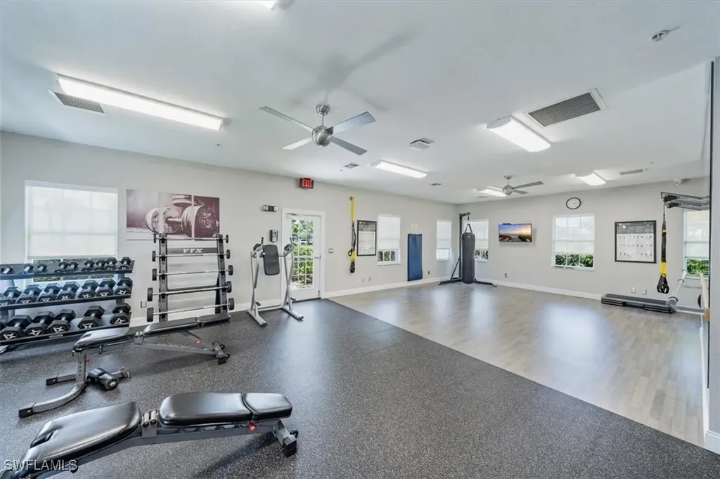 6914 Satinleaf Road N Naples FL 34109