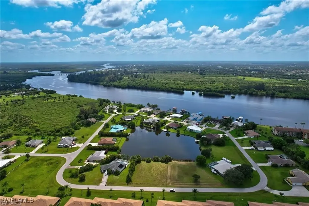 17091 Waters Edge Circle North Fort Myers FL 33917