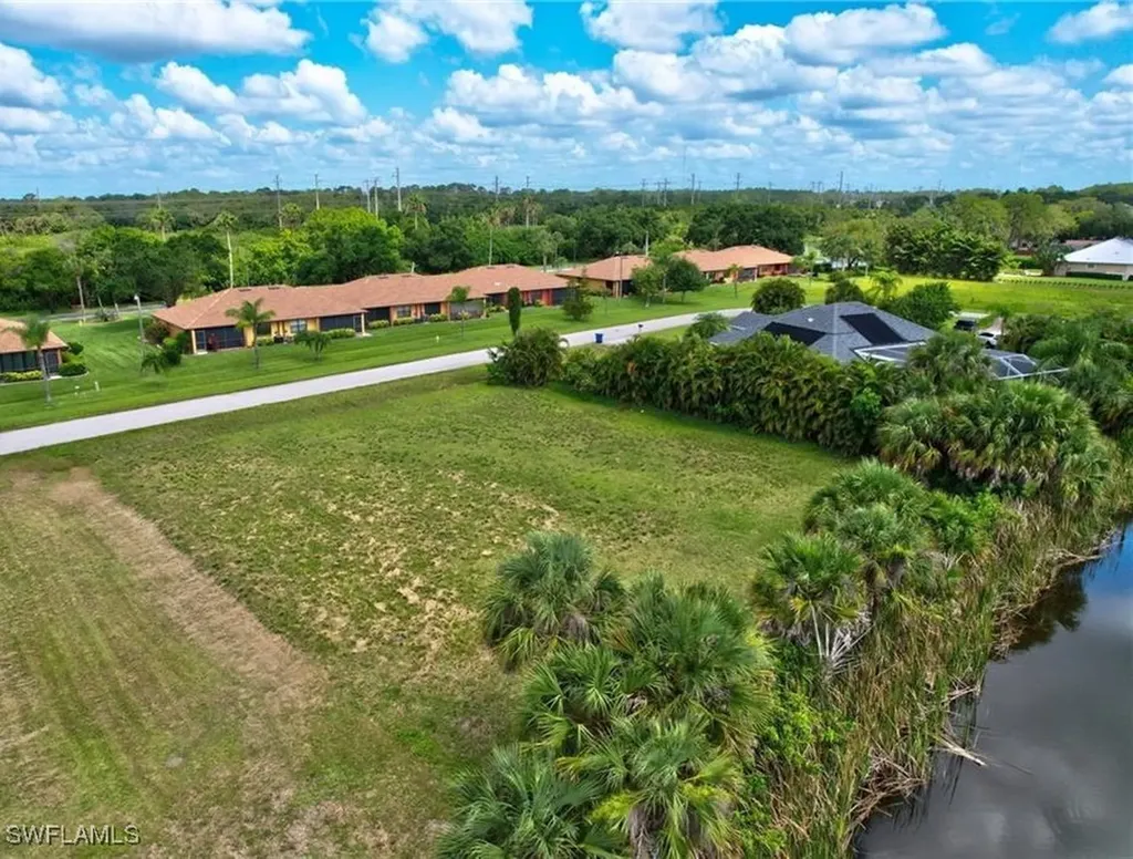 17091 Waters Edge Circle North Fort Myers FL 33917