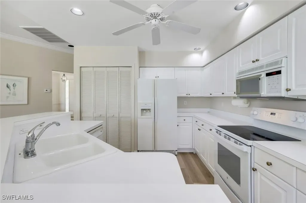 190 Palmetto Dunes Circle Naples FL 34113