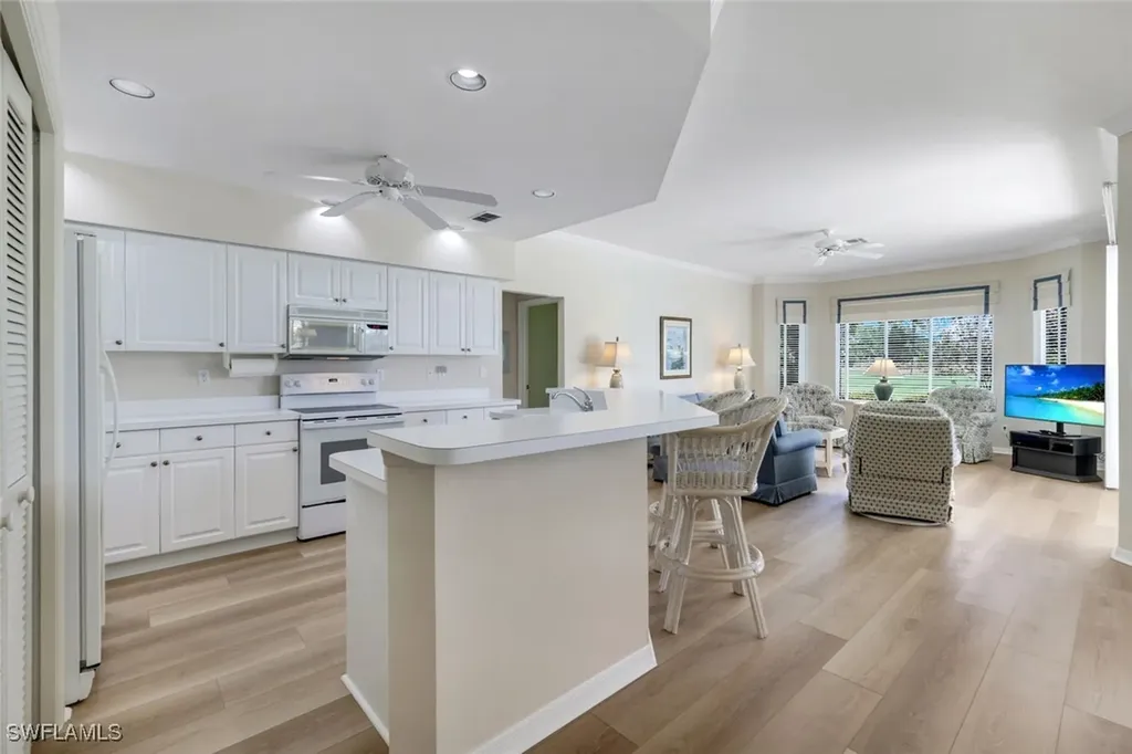 190 Palmetto Dunes Circle Naples FL 34113