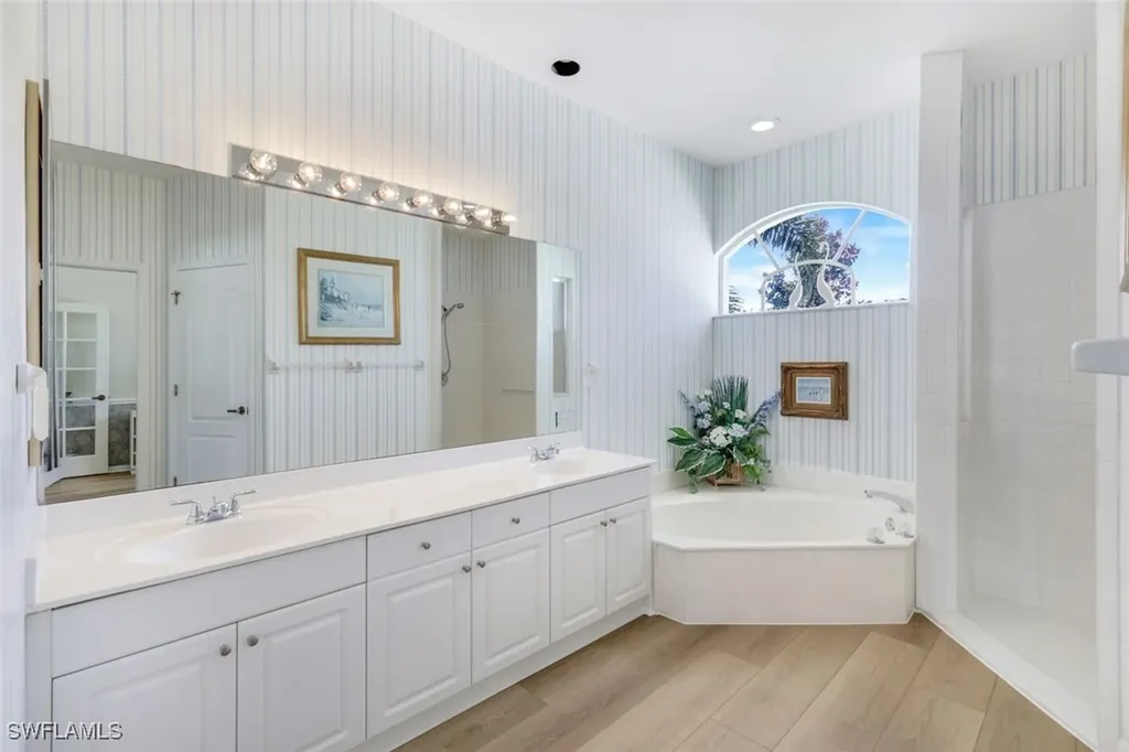 190 Palmetto Dunes Circle Naples FL 34113