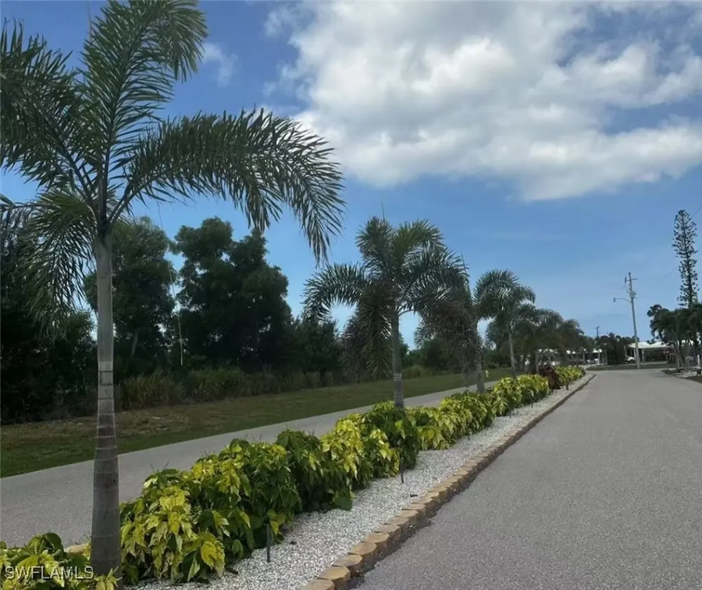 4920 Pinfish Lane St. James City FL 33956