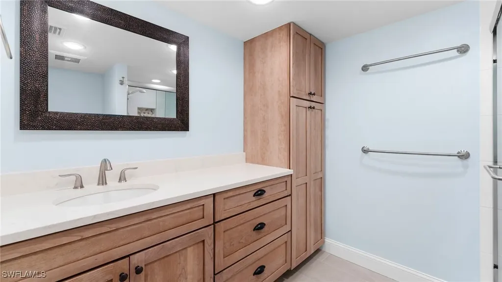 2777 W Gulf Drive Sanibel FL 33957