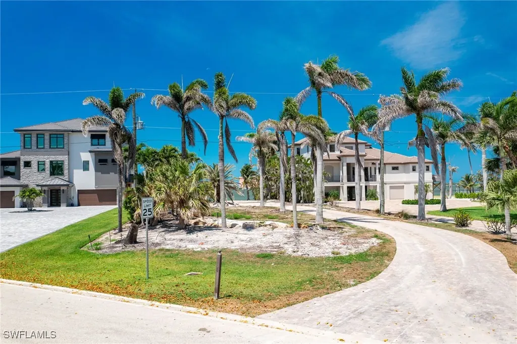 855 San Carlos Drive Fort Myers Beach FL 33931