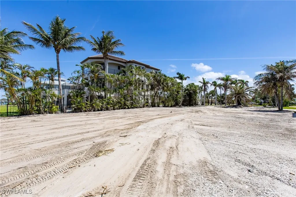 855 San Carlos Drive Fort Myers Beach FL 33931