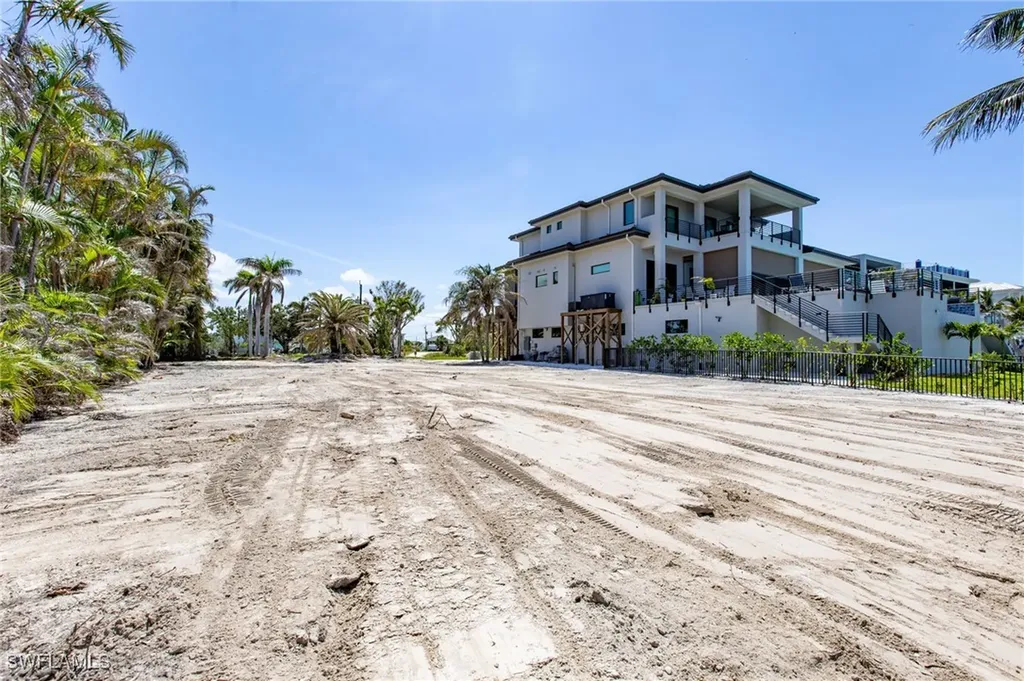 855 San Carlos Drive Fort Myers Beach FL 33931