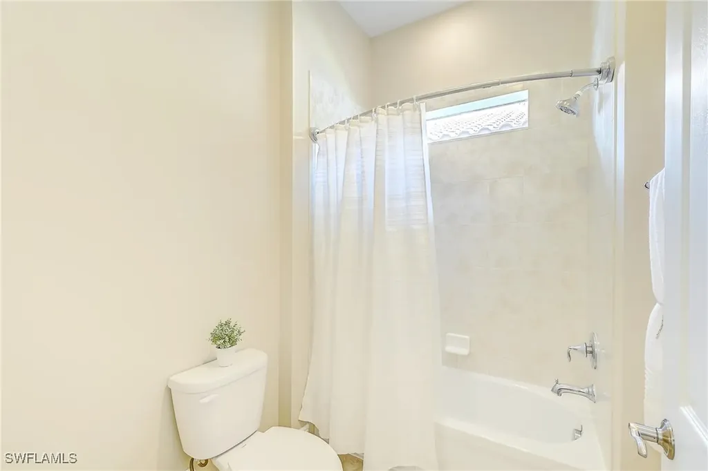 12490 Kentwood Avenue Fort Myers FL 33913