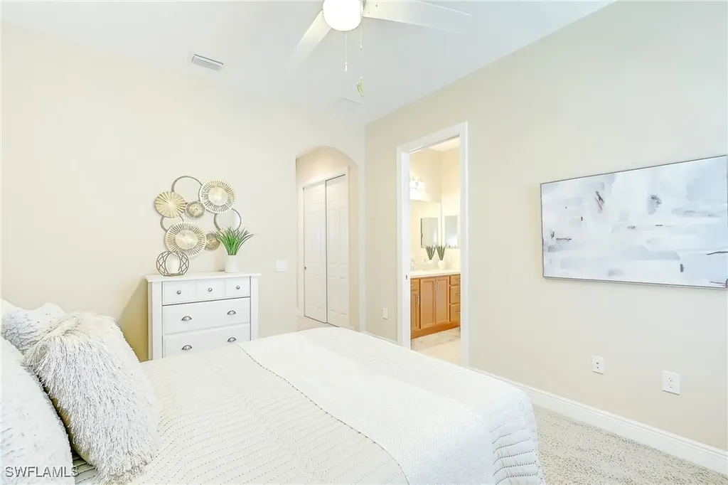 12490 Kentwood Avenue Fort Myers FL 33913