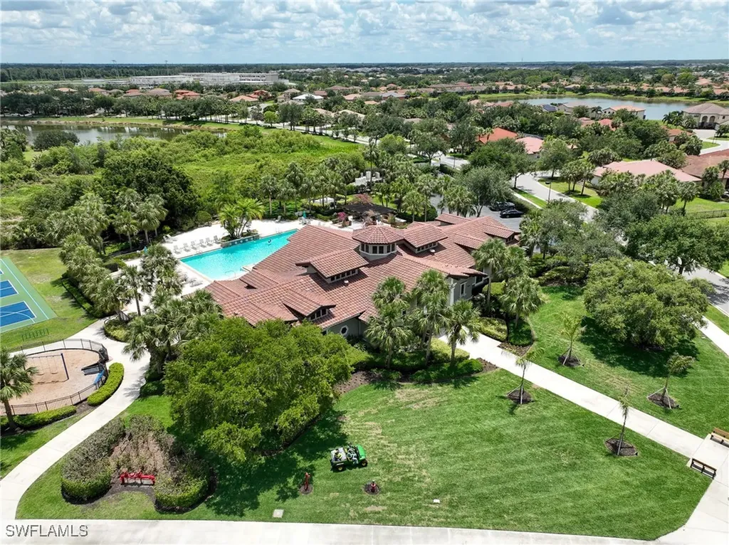 12490 Kentwood Avenue Fort Myers FL 33913