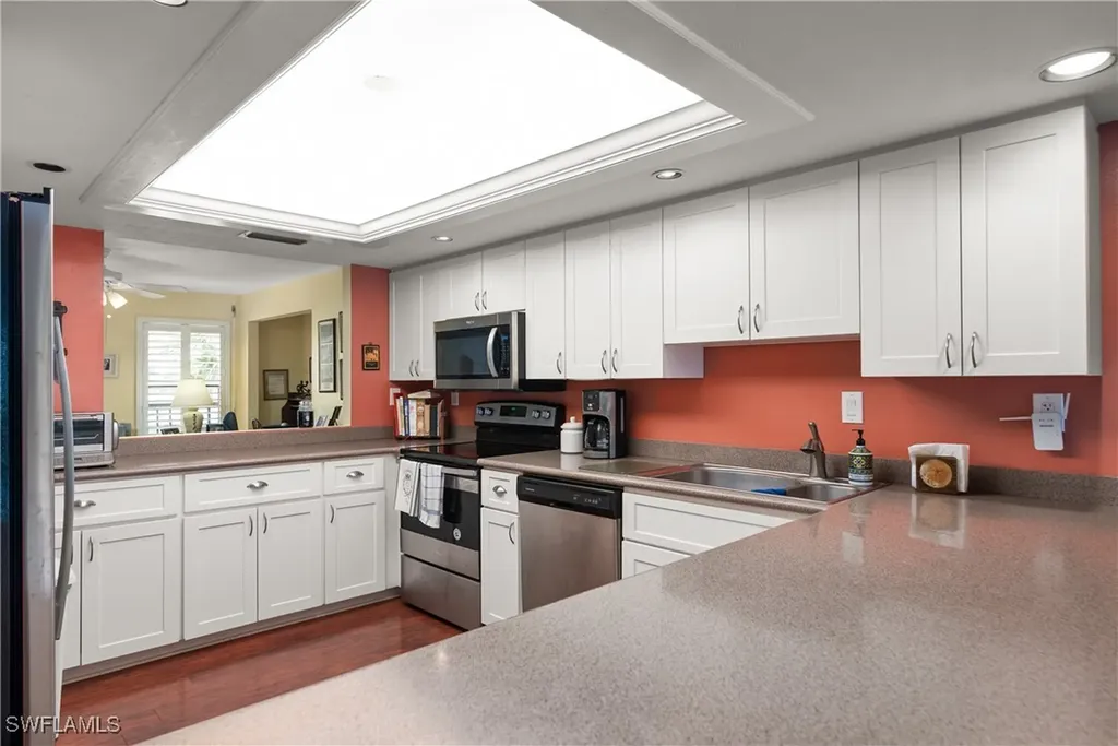 6979 Winkler Road Fort Myers FL 33919