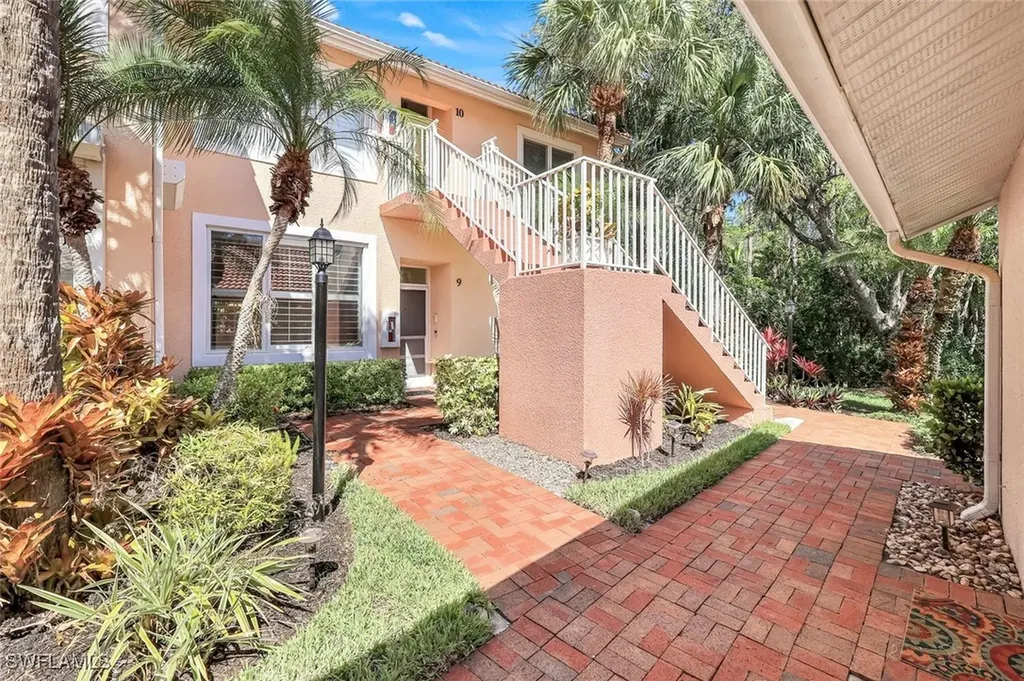 2365 Hidden Lake Drive Naples FL 34112