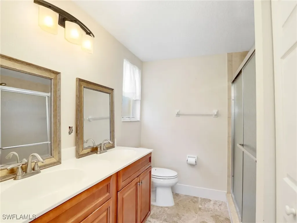6670 Huntington Lakes Circle Naples FL 34119