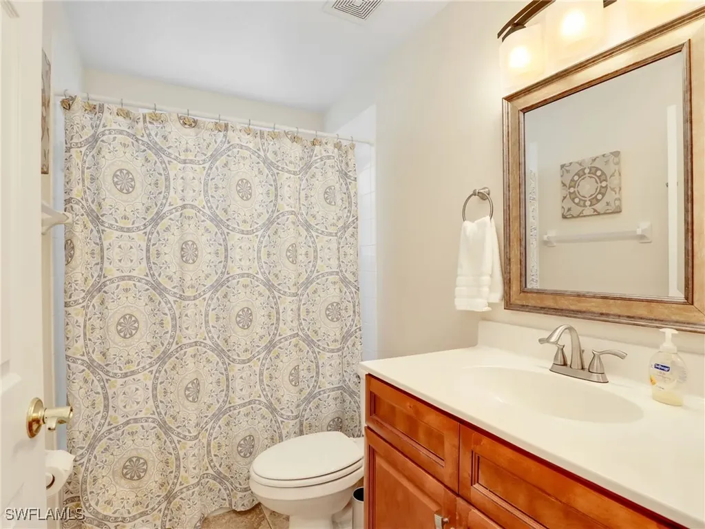 6670 Huntington Lakes Circle Naples FL 34119