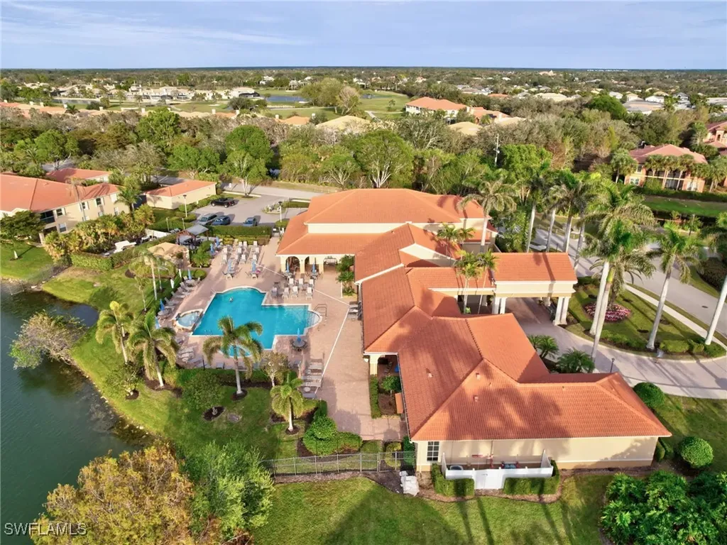 6670 Huntington Lakes Circle Naples FL 34119