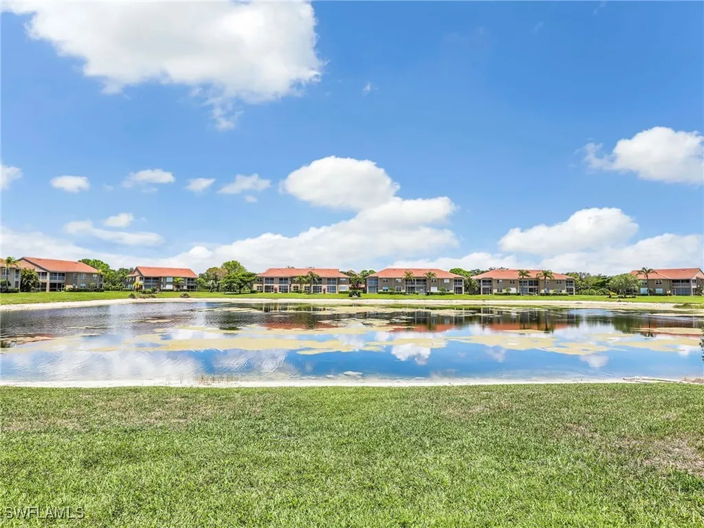 6670 Huntington Lakes Circle Naples FL 34119