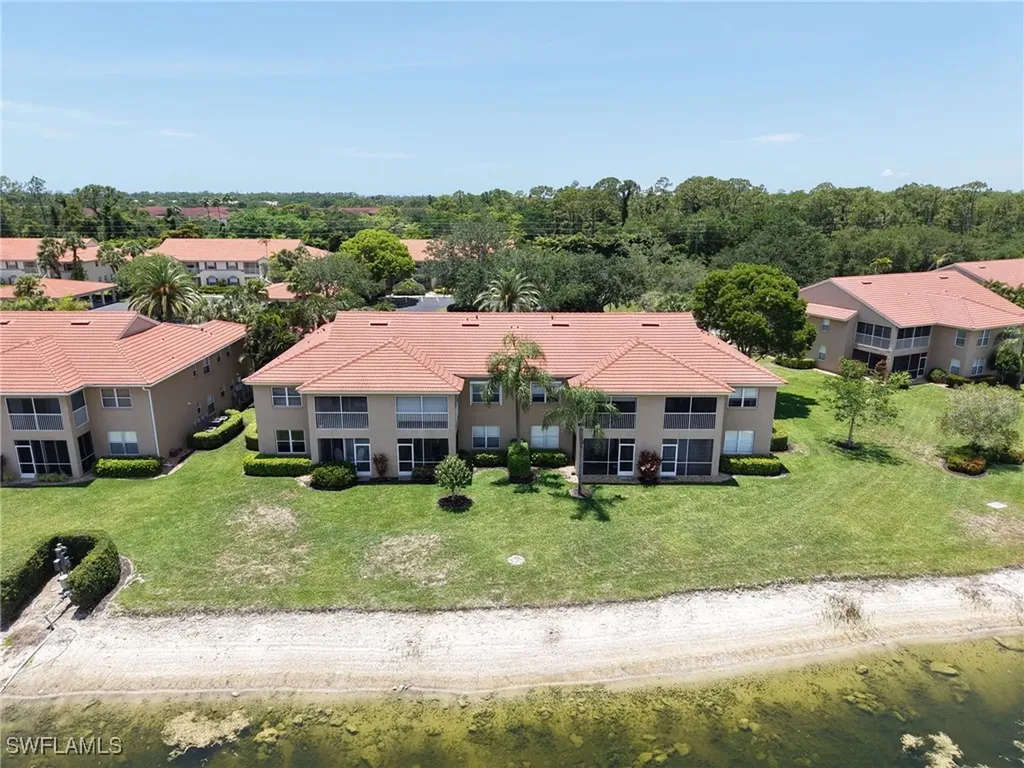 6670 Huntington Lakes Circle Naples FL 34119