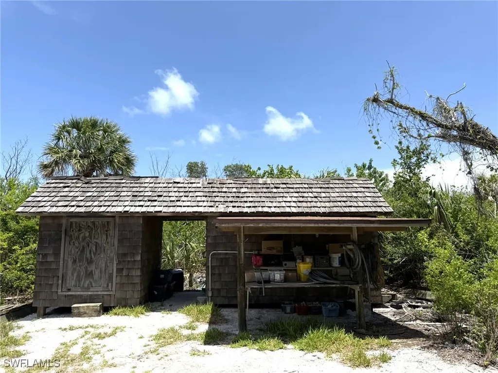 310 Pieces Of Eight Captiva FL 33924