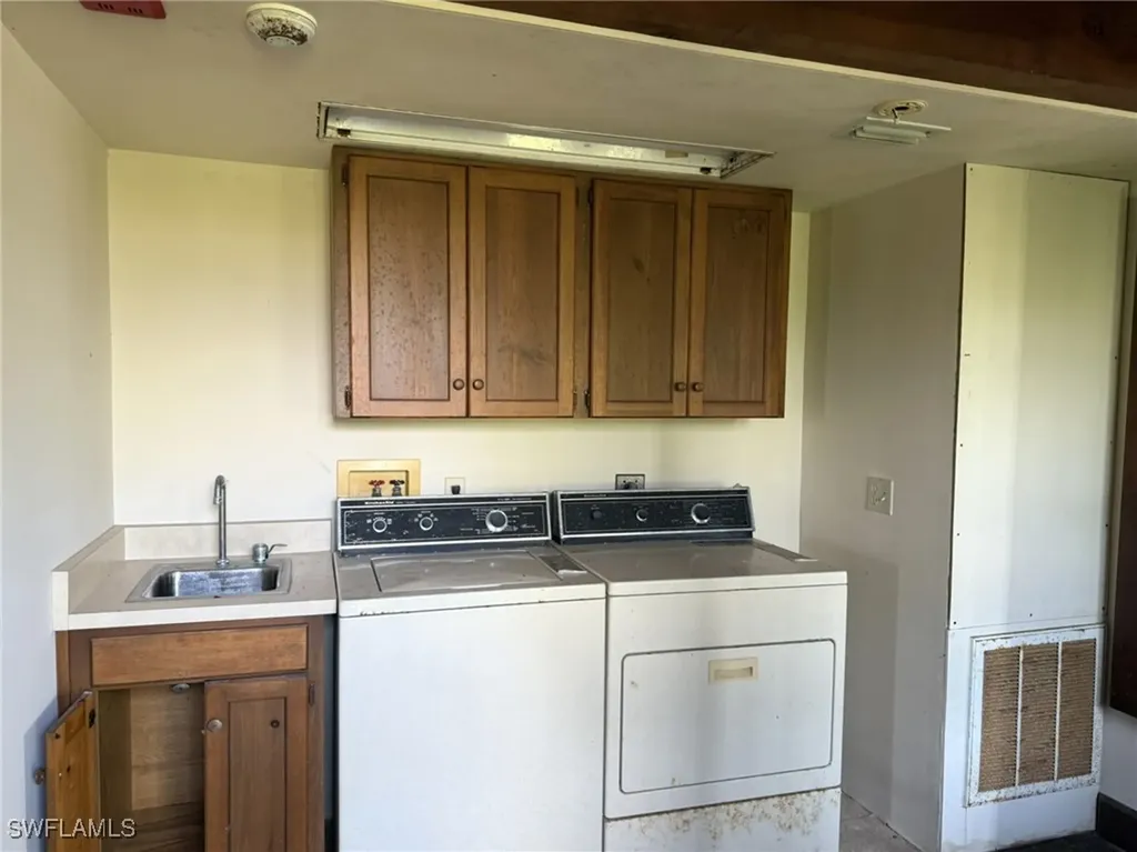 310 Pieces Of Eight Captiva FL 33924